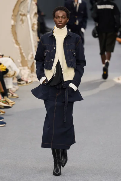 Look 68